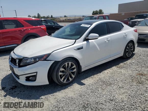 ✅ 2015 Kia Optima SX Turbo • VIN: 5XXGR4A69FG511695 • Lot: 62382285. Listed on Copart with 114,796 mi. Free auction sales archive from the USA and detailed vehicle history report at DreamBid. Image 1.