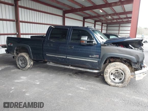 ✅ 2005 Chevrolet Silverado 2500HD LS • VIN: 1GCHK232X5F862104 • Лот: 42075091. Опубликован ранее на IAAI с пробегом 219 759 миль. Бесплатный доступ к архиву аукционных продаж из США и подробный отчёт об истории автомобиля на DreamBid. Изображение 13.