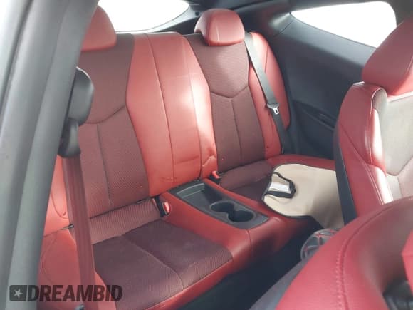 ✅ 2016 Hyundai Veloster Turbo Rally Edition • VIN: KMHTC6AE2GU267088 • Lot: 41561388. Wystawiony na IAAI z przebiegiem 98 157 mil. Bezpłatny archiwum sprzedaży aukcyjnych z USA i szczegółowy raport historii pojazdu na DreamBid. Zdjęcie 8.