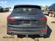 ✅ 2016 Porsche Cayenne S • VIN: WP1AB2A24GLA95261 • Lot: 84929955. Wystawiony na Copart z przebiegiem 94 812 mil. Bezpłatny archiwum sprzedaży aukcyjnych z USA i szczegółowy raport historii pojazdu na DreamBid. Zdjęcie 6.