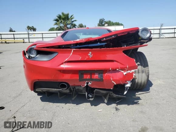 ✅ 2016 Ferrari 488 • VIN: ZFF79ALA7G0213912 • Лот: 56981185. Опубликован ранее на Copart с пробегом Не указан. Бесплатный доступ к архиву аукционных продаж из США и подробный отчёт об истории автомобиля на DreamBid. Изображение 6.
