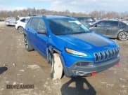 ✅ 2017 Jeep Cherokee Trailhawk • VIN: 1C4PJMBS3HW664741 • Lot: 41445538. Wystawiony na IAAI z przebiegiem 106 054 mil. Bezpłatny archiwum sprzedaży aukcyjnych z USA i szczegółowy raport historii pojazdu na DreamBid. Zdjęcie 6.