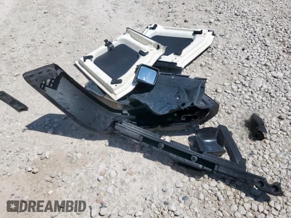 ✅ 2019 Jeep Wrangler Rubicon • VIN: 1C4HJXCN8KW503839 • Lot: 71015625. Wystawiony na Copart z przebiegiem 63 662 mil. Bezpłatny archiwum sprzedaży aukcyjnych z USA i szczegółowy raport historii pojazdu na DreamBid. Zdjęcie 12.