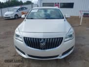 ✅ 2015 Buick Regal Premium I • VIN: 2G4GN5EX7F9257394 • Lot: 42842094. Wystawiony na IAAI z przebiegiem 160 812 mil. Bezpłatny archiwum sprzedaży aukcyjnych z USA i szczegółowy raport historii pojazdu na DreamBid. Zdjęcie 12.