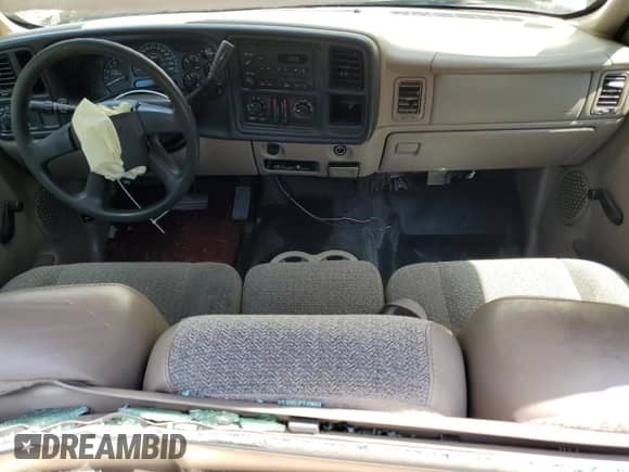 2005 Chevrolet Silverado 1500 Work Truck с VIN 1GCEC14X45Z347537, выставлен на аукционе Copart как лот 63269625 с пробегом 156 616 миль миль и Списание • Salvage title. История ставок и продаж доступна на DreamBid. Изображение 8.