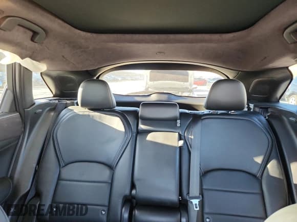 ✅ 2019 Infiniti QX50 Essential • VIN: 3PCAJ5M32KF101242 • Лот: 90049205. Опубликован ранее на Copart с пробегом 88 004 миль. Бесплатный доступ к архиву аукционных продаж из США и подробный отчёт об истории автомобиля на DreamBid. Изображение 10.