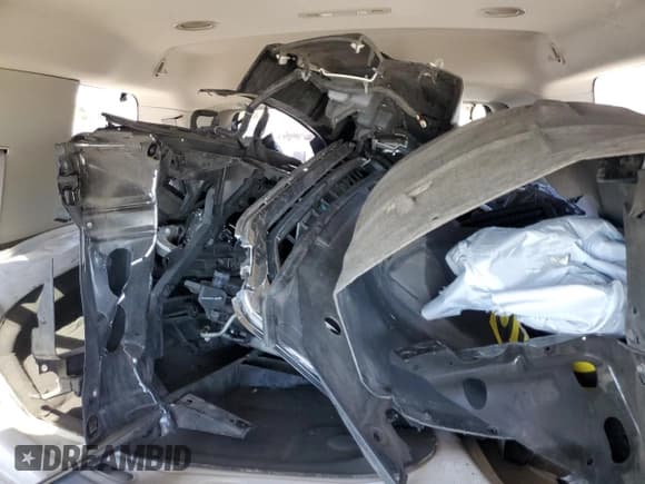 ✅ 2016 GMC Yukon SLT • VIN: 1GKS2BKC0GR245865 • Lot: 69598635. Wystawiony na Copart z przebiegiem 143 622 mil. Bezpłatny archiwum sprzedaży aukcyjnych z USA i szczegółowy raport historii pojazdu na DreamBid. Zdjęcie 10.