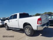 ✅ 2022 Ram 2500 Big Horn • VIN: 3C6UR5DJ3NG182715 • Lot: 43580758. Listed on IAAI with 98,143 mi. Free auction sales archive from the USA and detailed vehicle history report at DreamBid. Image 14.