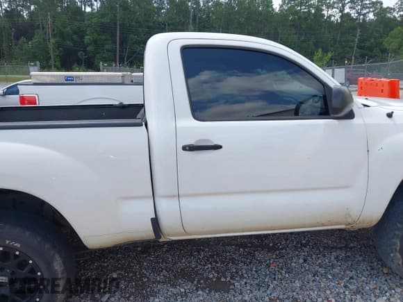 ✅ 2013 Toyota Tacoma • VIN: 5TFNX4CN8DX022163 • Lot: 42610781. Wystawiony na IAAI z przebiegiem 237 912 mil. Bezpłatny archiwum sprzedaży aukcyjnych z USA i szczegółowy raport historii pojazdu na DreamBid. Zdjęcie 13.