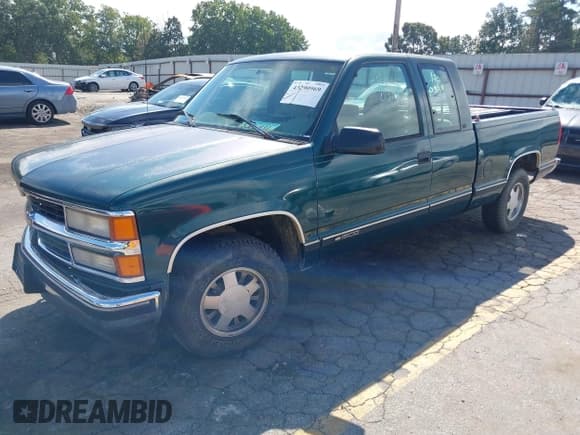 ✅ 1998 Chevrolet Silverado 1500 • VIN: 2GCEC19M5W1114193 • Lot: 43290969. Listed on IAAI with 118,843 mi. Free auction sales archive from the USA and detailed vehicle history report at DreamBid. Image 2.
