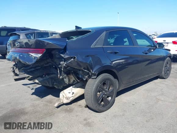 2021 Hyundai Elantra SEL z VIN 5NPLM4AG0MH052984, wystawiony jako IAAI lot #43313010 z przebiegiem 92 117 mil mil oraz . Historia ofert i sprzedaży dostępna na DreamBid. Obrazek 4.