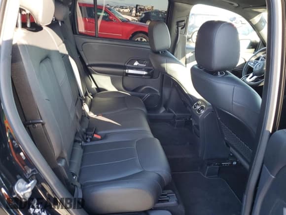 ✅ 2023 Mercedes-Benz GLB 250 • VIN: W1N4M4GB9PW316131 • Lot: 93076365. Listed on Copart with 45,098 mi. Free auction sales archive from the USA and detailed vehicle history report at DreamBid. Image 11.