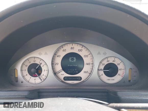 ✅ 2008 Mercedes-Benz E 550 Sport • VIN: WDBUF72X28B246842 • Лот: 42893531. Опубликован ранее на IAAI с пробегом 159 244 миль. Бесплатный доступ к архиву аукционных продаж из США и подробный отчёт об истории автомобиля на DreamBid. Изображение 7.