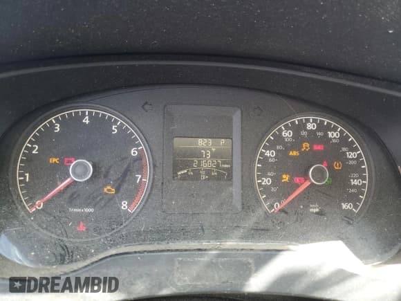 ✅ 2011 Volkswagen Jetta SE • VIN: 3VWDZ7AJ5BM324355 • Lot: 83824055. Wystawiony na Copart z przebiegiem 216 827 mil. Bezpłatny archiwum sprzedaży aukcyjnych z USA i szczegółowy raport historii pojazdu na DreamBid. Zdjęcie 9.