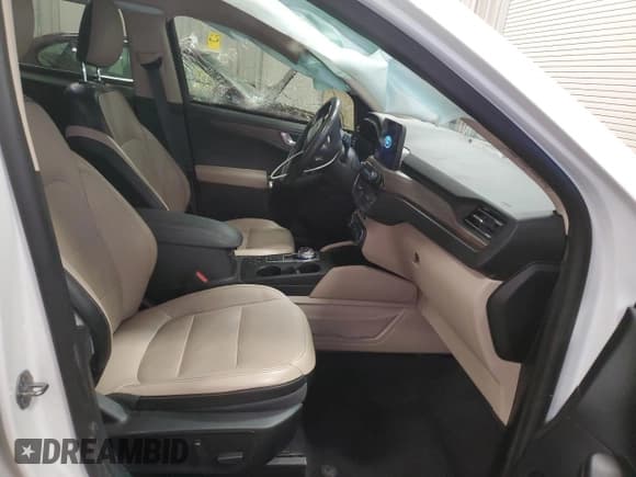 ✅ 2020 Ford Escape Titanium • VIN: 1FMCU9J99LUB15711 • Lot: 86680545. Listed on Copart with 75,531 mi. Free auction sales archive from the USA and detailed vehicle history report at DreamBid. Image 7.