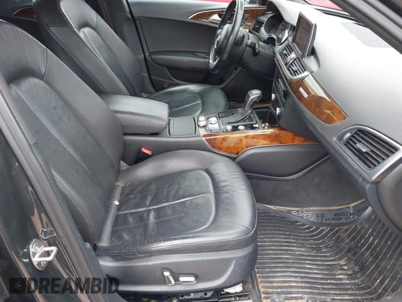 ✅ 2016 Audi A6 Premium Plus • VIN: WAUFGAFC8GN082146 • Лот: 42391613. Опубликован ранее на IAAI с пробегом 134 066 миль. Бесплатный доступ к архиву аукционных продаж из США и подробный отчёт об истории автомобиля на DreamBid. Изображение 5.