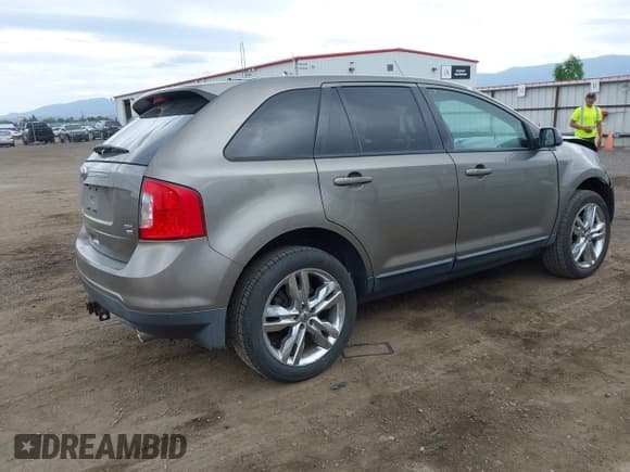 ✅ 2013 Ford Edge SEL • VIN: 2FMDK4JC9DBA07718 • Лот: 42374662. Опубликован ранее на IAAI с пробегом 141 009 миль. Бесплатный доступ к архиву аукционных продаж из США и подробный отчёт об истории автомобиля на DreamBid. Изображение 4.