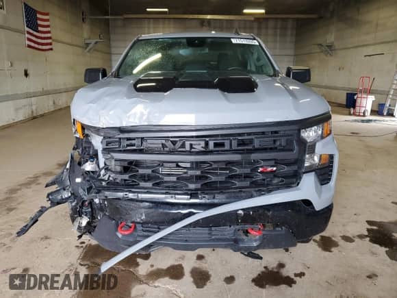 2024 Chevrolet Silverado 1500 Custom Trail Boss z VIN 3GCPDCEKXRG191028, wystawiony jako Copart lot #71513205 z przebiegiem 20 000 mil mil oraz Czysty tytuł • Clean title. Historia ofert i sprzedaży dostępna na DreamBid. Obrazek 5.