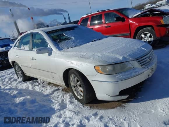 2008 Hyundai Azera Limited с VIN KMHFC46F68A256861, выставлен на аукционе IAAI как лот 41586128 с пробегом 218 770 миль миль и . История ставок и продаж доступна на DreamBid. Изображение 1.