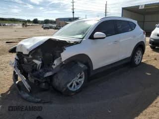 2020 Hyundai Tucson Value z VIN KM8J3CA4XLU169806, wystawiony jako Copart lot #80017565 z przebiegiem 26 925 mil mil oraz Szkoda całkowita • Salvage title. Historia ofert i sprzedaży dostępna na DreamBid. Obrazek 1.