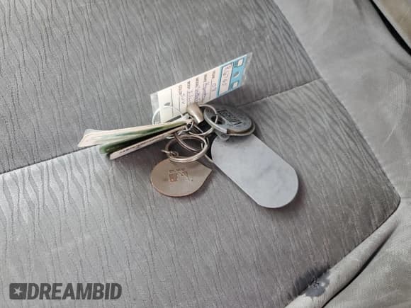 ✅ 2008 Hyundai Santa Fe GLS • VIN: 5NMSG13D28H133413 • Lot: 80248265. Listed on Copart with 248,146 mi. Free auction sales archive from the USA and detailed vehicle history report at DreamBid. Image 12.