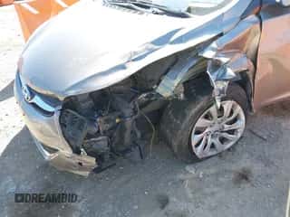 2013 Hyundai Elantra GLS с VIN 5NPDH4AE1DH179721, выставлен на аукционе IAAI как лот 43446527 с пробегом 151 120 миль миль и . История ставок и продаж доступна на DreamBid. Изображение 6.