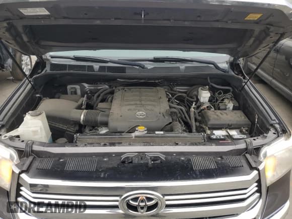 ✅ 2017 Toyota Tundra SR5 • VIN: 5TFEY5F13HX223809 • Лот: 69297875. Опубликован ранее на Copart с пробегом 83 556 миль. Бесплатный доступ к архиву аукционных продаж из США и подробный отчёт об истории автомобиля на DreamBid. Изображение 11.