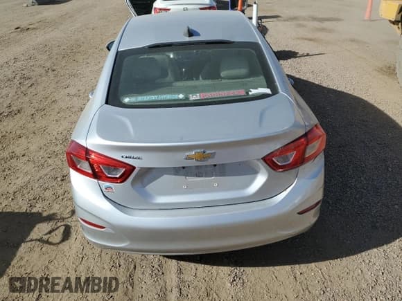 ✅ 2018 Chevrolet Cruze LS • VIN: 1G1BC5SM9J7239920 • Lot: 92266625. Listed on Copart with 104,422 mi. Free auction sales archive from the USA and detailed vehicle history report at DreamBid. Image 6.