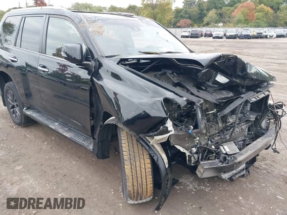 ✅ 2020 Lexus GX 460 Premium • VIN: JTJAM7BX2L5251439 • Lot: 43462638. Wystawiony na IAAI z przebiegiem 59 140 mil. Bezpłatny archiwum sprzedaży aukcyjnych z USA i szczegółowy raport historii pojazdu na DreamBid. Zdjęcie 6.