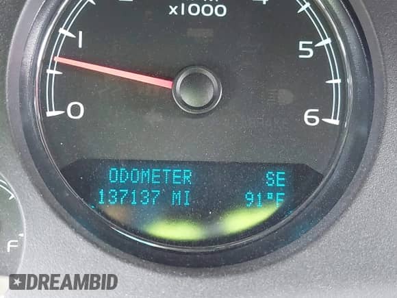 2013 Chevrolet Suburban LTZ с VIN 1GNSKKE74DR342029, выставлен на аукционе IAAI как лот 43313086 с пробегом 137 137 миль миль и . История ставок и продаж доступна на DreamBid. Изображение 15.