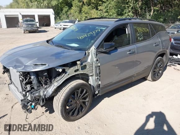 ✅ 2024 GMC Terrain SLE • VIN: 3GKALTEG2RL222031 • Lot: 43429174. Listed on IAAI with 13,220 mi. Free auction sales archive from the USA and detailed vehicle history report at DreamBid. Image 17.