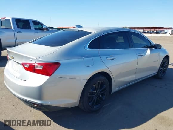 ✅ 2017 Chevrolet Malibu LT • VIN: 1G1ZE5ST6HF185430 • Lot: 43454647. Listed on IAAI with 142,082 mi. Free auction sales archive from the USA and detailed vehicle history report at DreamBid. Image 4.