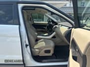 ✅ 2015 Land Rover Range Rover Evoque Pure Plus • VIN: SALVP2BG0FH061911 • Lot: 42451083. Listed on IAAI with 209,817 mi. Free auction sales archive from the USA and detailed vehicle history report at DreamBid. Image 5.