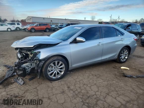 ✅ 2016 Toyota Camry LE • VIN: 4T4BF1FK6GR538857 • Лот: 93587665. Опубликован ранее на Copart с пробегом 67 535 миль. Бесплатный доступ к архиву аукционных продаж из США и подробный отчёт об истории автомобиля на DreamBid. Изображение 1.