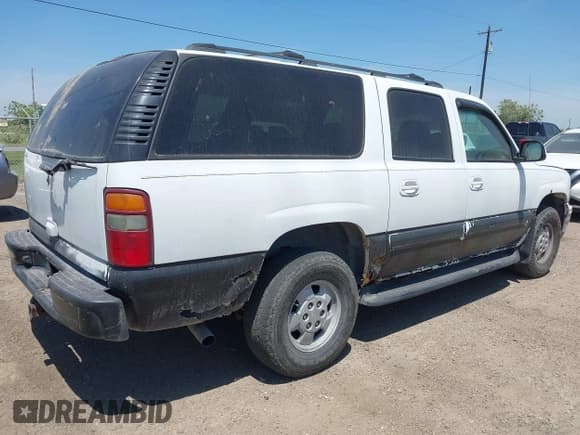 ✅ 2003 Chevrolet Suburban LT • VIN: 1GNFK16Z33J142851 • Лот: 41936134. Опубликован ранее на IAAI с пробегом 225 701 миль. Бесплатный доступ к архиву аукционных продаж из США и подробный отчёт об истории автомобиля на DreamBid. Изображение 4.