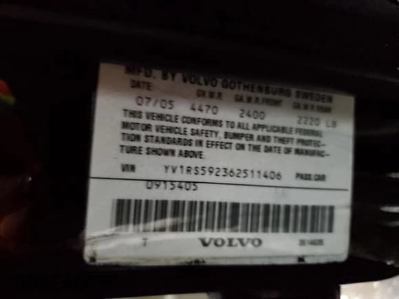 ✅ 2006 Volvo S60 2.5L Turbo • VIN: YV1RS592362511406 • Lot: 71749014. Wystawiony na Copart z przebiegiem 134 975 mil. Bezpłatny archiwum sprzedaży aukcyjnych z USA i szczegółowy raport historii pojazdu na DreamBid. Zdjęcie 13.