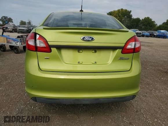 ✅ 2011 Ford Fiesta SE • VIN: 3FADP4BJ8BM151085 • Lot: 80998615. Listed on Copart with 119,585 mi. Free auction sales archive from the USA and detailed vehicle history report at DreamBid. Image 6.