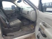 ✅ 2009 Chevrolet Silverado 1500 LS • VIN: 3GCEC13C99G156104 • Lot: 42379823. Listed on IAAI with 259,398 mi. Free auction sales archive from the USA and detailed vehicle history report at DreamBid. Image 5.