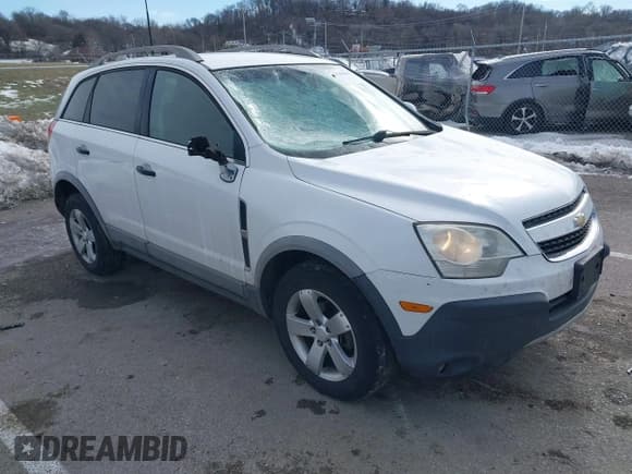 ✅ 2012 Chevrolet Captiva Sport LS • VIN: 3GNAL2EK3CS598316 • Lot: 41366384. Wystawiony na IAAI z przebiegiem 142 755 mil. Bezpłatny archiwum sprzedaży aukcyjnych z USA i szczegółowy raport historii pojazdu na DreamBid. Zdjęcie 1.