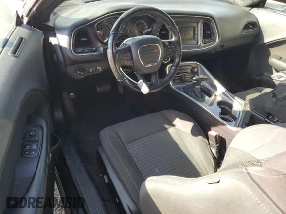 ✅ 2016 Dodge Challenger R/T • VIN: 2C3CDZBT5GH353440 • Lot: 67571483. Wystawiony na Copart z przebiegiem 113 298 mil. Bezpłatny archiwum sprzedaży aukcyjnych z USA i szczegółowy raport historii pojazdu na DreamBid. Zdjęcie 8.