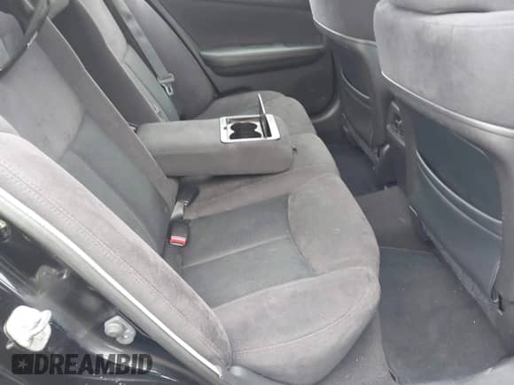 2012 Nissan Maxima S z VIN 1N4AA5AP8CC847111, wystawiony jako IAAI lot #42543652 z przebiegiem 128 709 mil mil oraz . Historia ofert i sprzedaży dostępna na DreamBid. Obrazek 8.