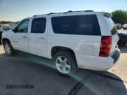 ✅ 2008 Chevrolet Suburban 1LT • VIN: 1GNFK16338J250728 • Lot: 70020715. Wystawiony na Copart z przebiegiem 204 857 mil. Bezpłatny archiwum sprzedaży aukcyjnych z USA i szczegółowy raport historii pojazdu na DreamBid. Zdjęcie 2.