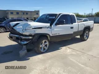 ✅ 2001 Dodge 1500 • VIN: 3B7HC12YX1G185822 • Лот: 80120654. Опубликован ранее на Copart с пробегом 240 515 миль. Бесплатный доступ к архиву аукционных продаж из США и подробный отчёт об истории автомобиля на DreamBid. Изображение 1.
