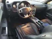 ✅ 2012 Dodge Challenger R/T Plus • VIN: 2C3CDYBT9CH253734 • Lot: 90611465. Wystawiony na Copart z przebiegiem 60 669 mil. Bezpłatny archiwum sprzedaży aukcyjnych z USA i szczegółowy raport historii pojazdu na DreamBid. Zdjęcie 8.