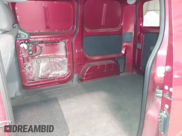 ✅ 2018 Nissan NV200 S • VIN: 3N6CM0KN4JK696718 • Lot: 41726505. Listed on IAAI with 159,985 mi. Free auction sales archive from the USA and detailed vehicle history report at DreamBid. Image 8.