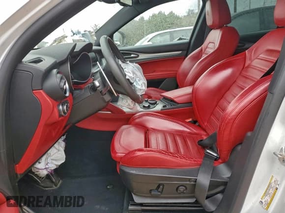 ✅ 2018 Alfa Romeo Stelvio Ti Sport • VIN: ZASFAKNN4J7B98654 • Lot: 94514995. Listed on Copart with 101,844 mi. Free auction sales archive from the USA and detailed vehicle history report at DreamBid. Image 7.