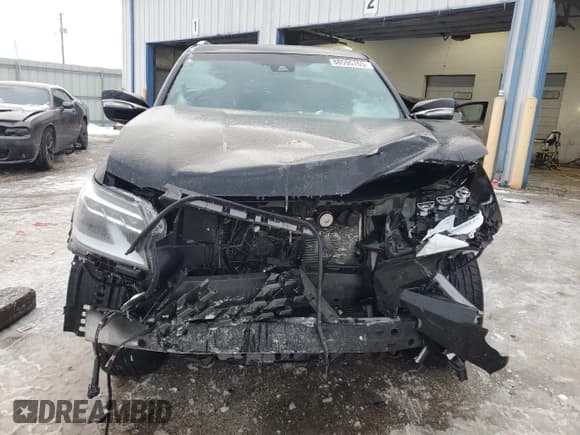 ✅ 2022 Lexus GX 460 Luxury • VIN: JTJGM7BX7N5332935 • Lot: 43392755. Listed on Copart with 41,816 mi. Free auction sales archive from the USA and detailed vehicle history report at DreamBid. Image 5.