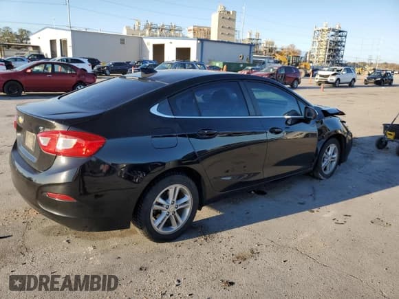 ✅ 2017 Chevrolet Cruze LT • VIN: 1G1BE5SM1H7121882 • Lot: 72835202. Listed on Copart with 91,129 mi. Free auction sales archive from the USA and detailed vehicle history report at DreamBid. Image 3.