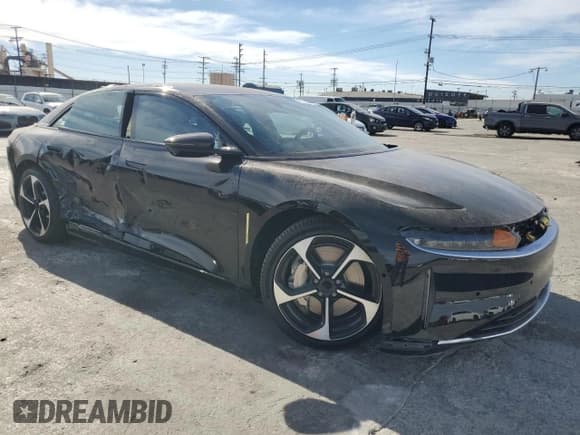 ✅ 2024 Lucid Air Pure • VIN: 50EA1PGA1RA006885 • Lot: 79312494. Wystawiony na Copart z przebiegiem 758 mil. Bezpłatny archiwum sprzedaży aukcyjnych z USA i szczegółowy raport historii pojazdu na DreamBid. Zdjęcie 4.