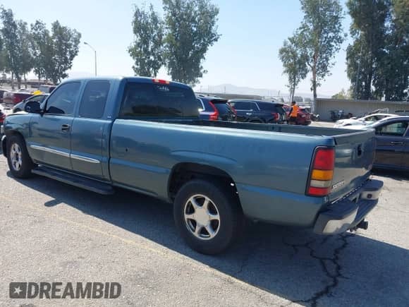 2006 GMC Sierra 1500 SLE1 with VIN 1GTEC19Z46E187968, listed as a IAAI auction lot 42817077 with 267,986 mi miles and . Bid and sale history available at DreamBid. Image 3.
